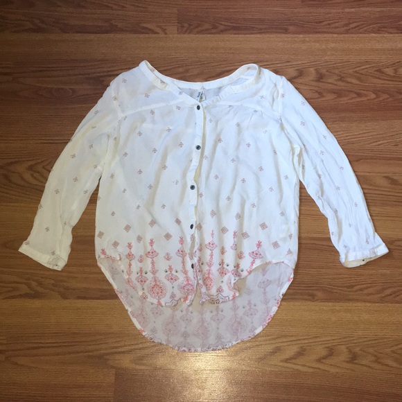 Cute long sleeve button up shirt - Picture 1 of 2